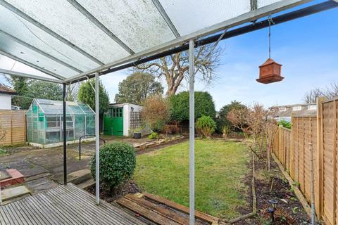 3 bedroom bungalow for sale, Park Hill Close, Carshalton