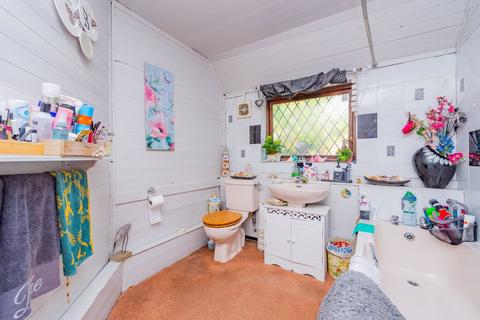 Roselea Cottage Chirk Green, Chirk, Wrexham, LL14 5PY