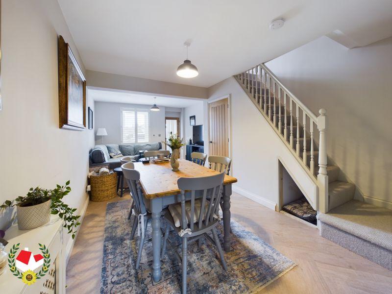 Gloucester Road, Stonehouse 3 bed end of terrace house for sale £285,000