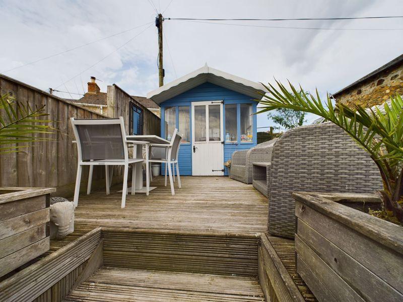 Deck and summerhouse