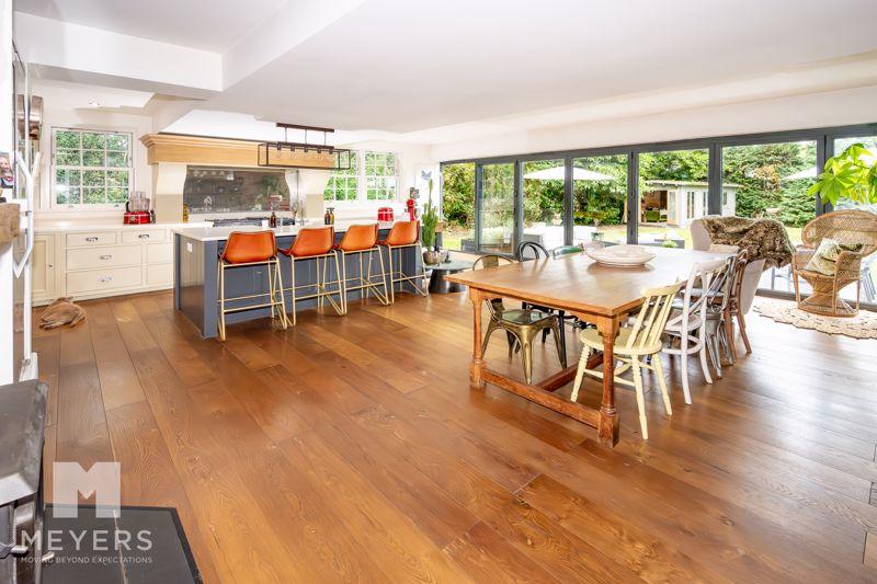 Grange Road, St Leonards, Ringwood, BH24 3 bed detached house for sale