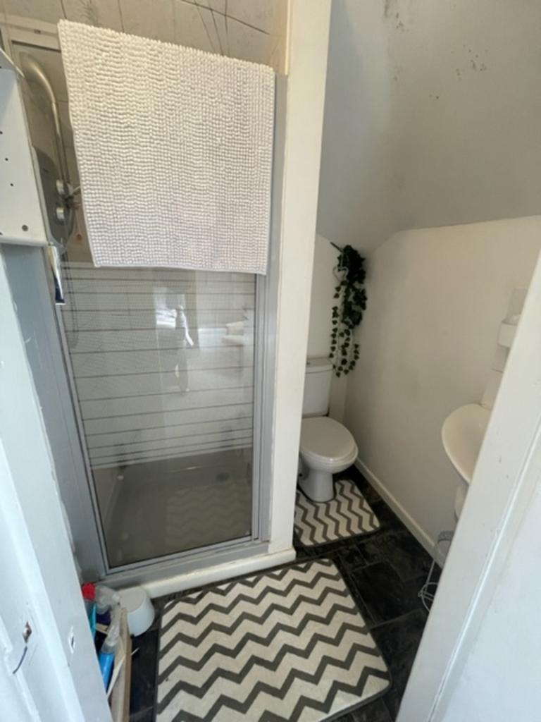 255 bromford road loft conversion ensuite