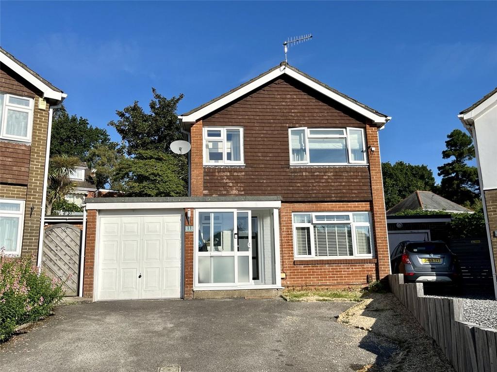 Norman Gardens, Poole, BH12 4 bed detached house for sale £475,000