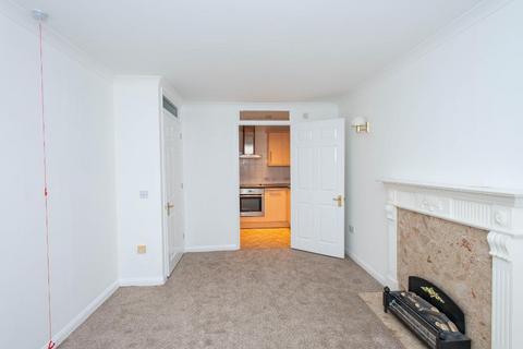 1 bedroom retirement property for sale, 34 Sevenoaks Road, Orpington, Kent, BR6 9JL