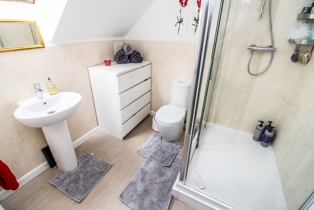 Bedroom One En-suite