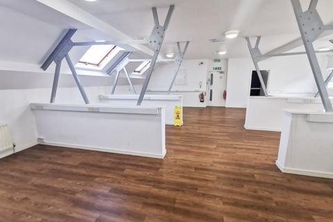 Office to rent, 5th Floor, Turners Building, Pink Lane, Newcastle upon Tyne