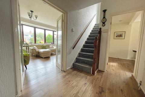 12 Beechwood Drive, Formby, Liverpool, L37 2DG