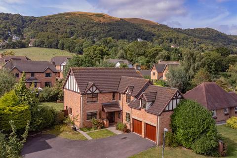 5 bedroom detached house for sale, The Crescent, Upper Welland, Malvern, WR14 4JG