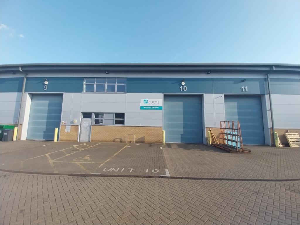 29 Holmethorpe Avenue, Redhill RH1 Industrial unit to rent £5,375 pcm