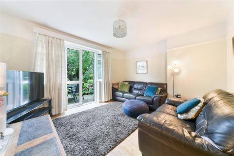 23 Horsley Close, Epsom, KT19 8HB