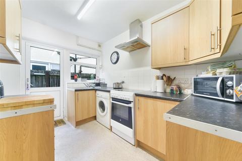 23 Horsley Close, Epsom, KT19 8HB