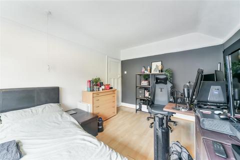 23 Horsley Close, Epsom, KT19 8HB