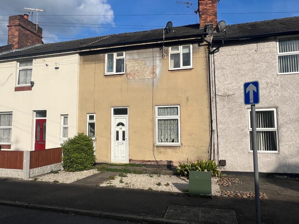 Belmont Drive, Staveley, Chesterfield, S43 3PQ 3 bed terraced house for