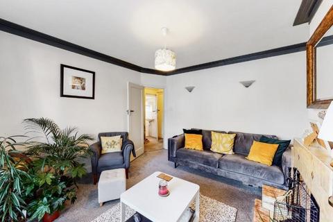 3 bedroom semi-detached house for sale - Ruislip HA4