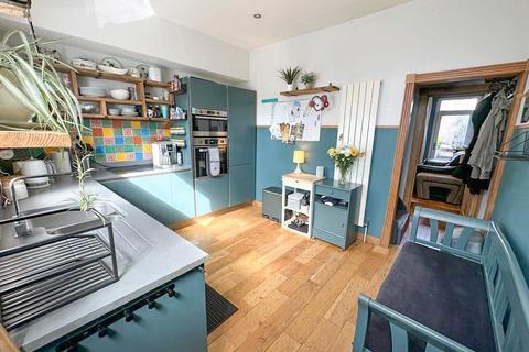 26 Aire View, Silsden, Keighley, BD20 0AN