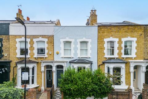 42 Aden Grove, London, N16 9NJ