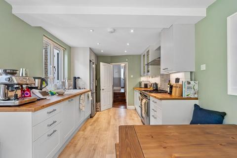 42 Aden Grove, London, N16 9NJ