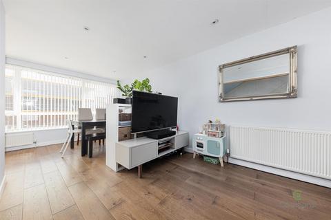3 bedroom townhouse for sale, Nation Way, London E4