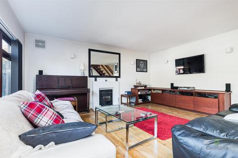 3 bedroom maisonette for sale - Gordon Road, London E4