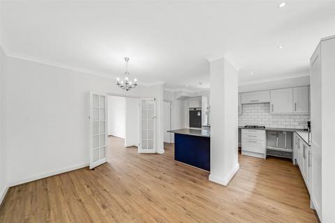 68 Larkshall Crescent, London, E4 6NS