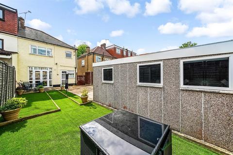 21 Queens Grove Road, London, E4 7BT