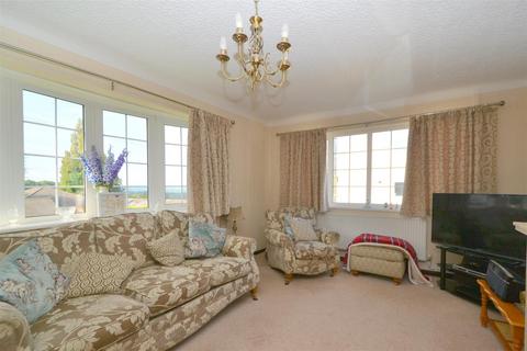 3 bedroom detached bungalow for sale, Cowleigh Bank, Malvern