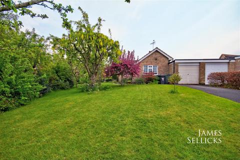 4 bedroom detached bungalow for sale, Green Pastures, Arthingworth, Market Harborough