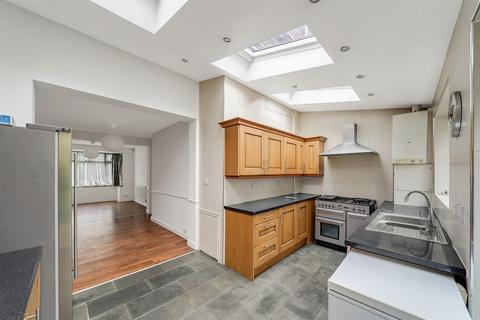 38 Sewardstone Road, London, E4 7JW