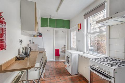 3 bedroom house share for sale - Neville Street, The Groves, York YO31 8NP