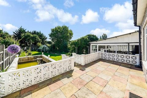 250 Larkshall Road, London, E4 6NP