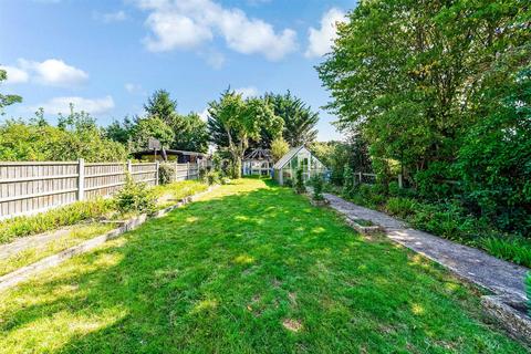 250 Larkshall Road, London, E4 6NP
