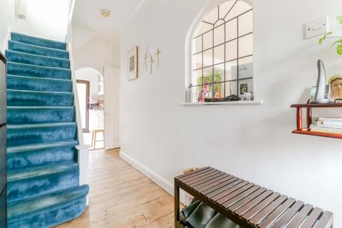 78 Dale View Avenue, London, E4 6PL