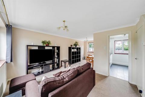 93 Kings Road, Chingford, London, E4 7HP