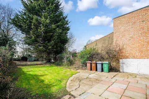 55 Endlebury Road, London, E4 6QB