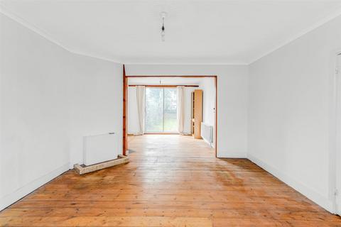 55 Endlebury Road, London, E4 6QB