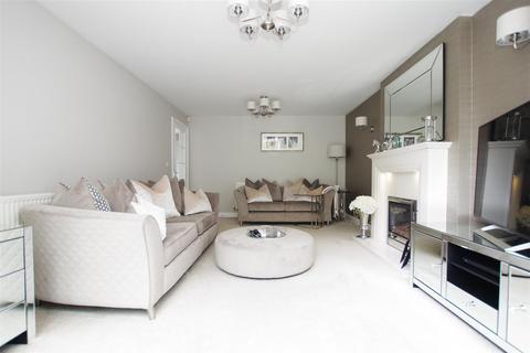 4 bedroom detached house for sale - Artus Close, Swindon SN25