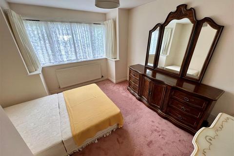 12 Burman Close, Shirley, Solihull, B90 2DR