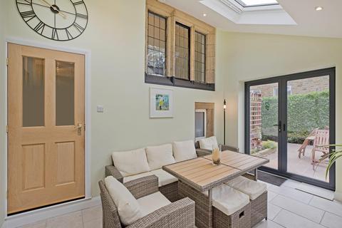 6 bedroom property for sale, Wood Royd Gardens, Ilkley LS29