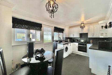 5 Drover Close, High Green, Sheffield, S35 3FF