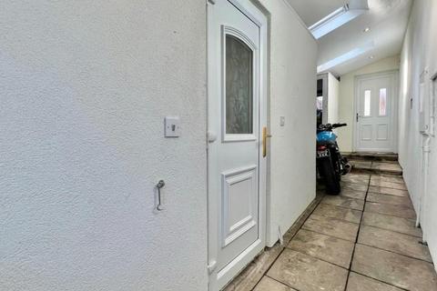 5 Drover Close, High Green, Sheffield, S35 3FF