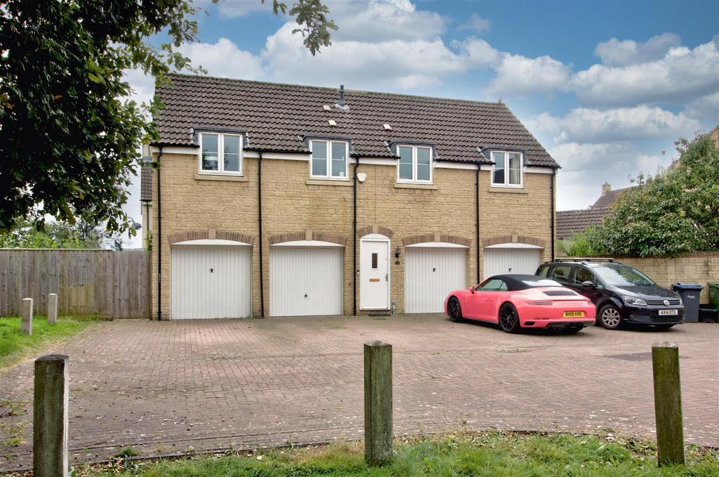 77 Avenue De Gien, Malmesbury 2 bed apartment £225,000