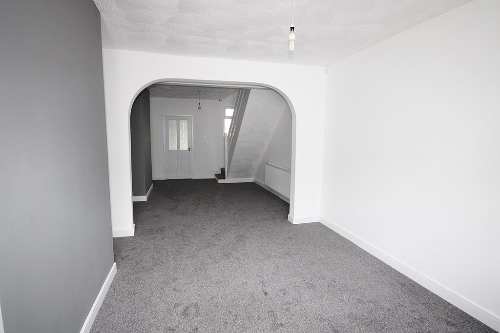 Hume Street, Warrington, WA1 2 bed terraced house £750 pcm (£173 pw)