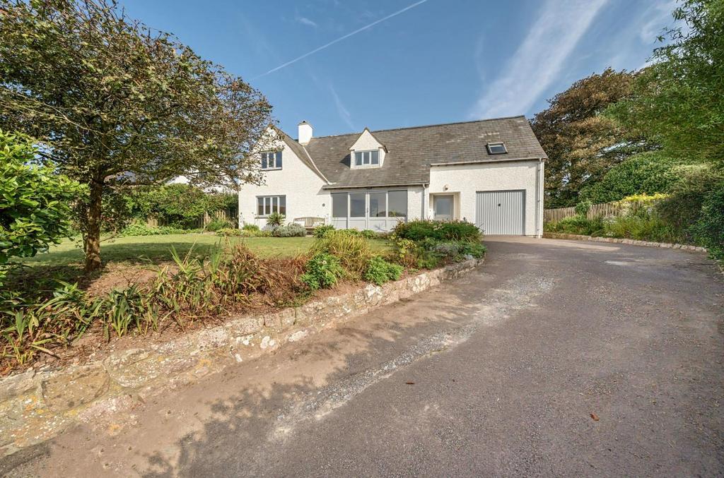 Rhossili, Swansea 4 bed detached house for sale £650,000