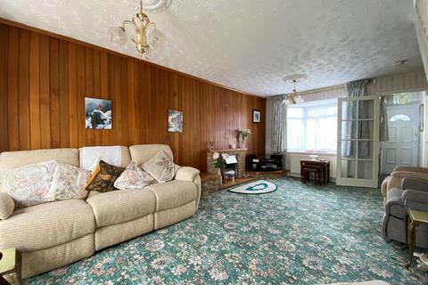 27 Barnstaple Close, Northampton, NN3 3BH