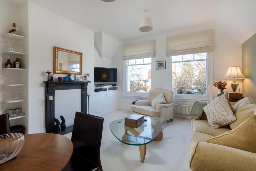 Avenue Road, StratforduponAvon 2 bed apartment for sale £179,950
