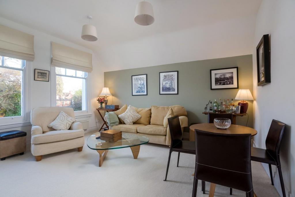 Avenue Road, StratforduponAvon 2 bed apartment for sale £179,950