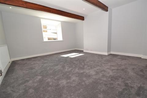 54 Ambler Thorn, Queensbury, Bradford, BD13 2DJ