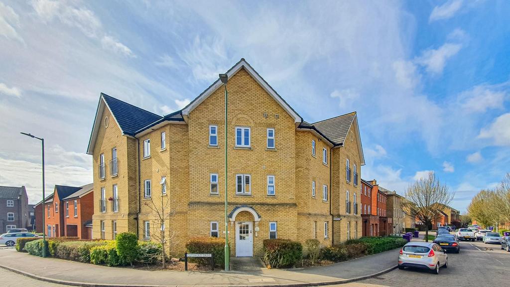 Fintry Lodge, Great Ashby, Stevenage 2 bed apartment £1,250 pcm (£288 pw)