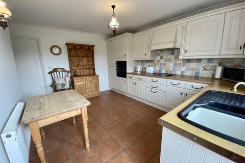 3 bedroom detached bungalow for sale, Gilfach Y Gog, Penygroes, Llanelli