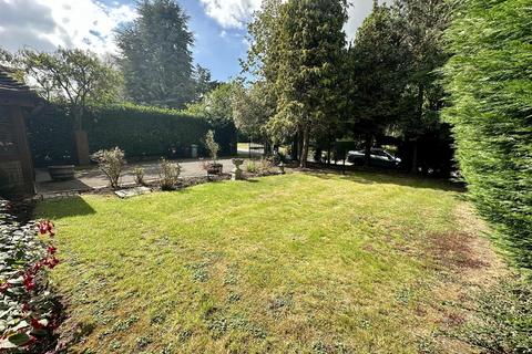16 Longaford Way, Hutton, Brentwood, CM13 2LT